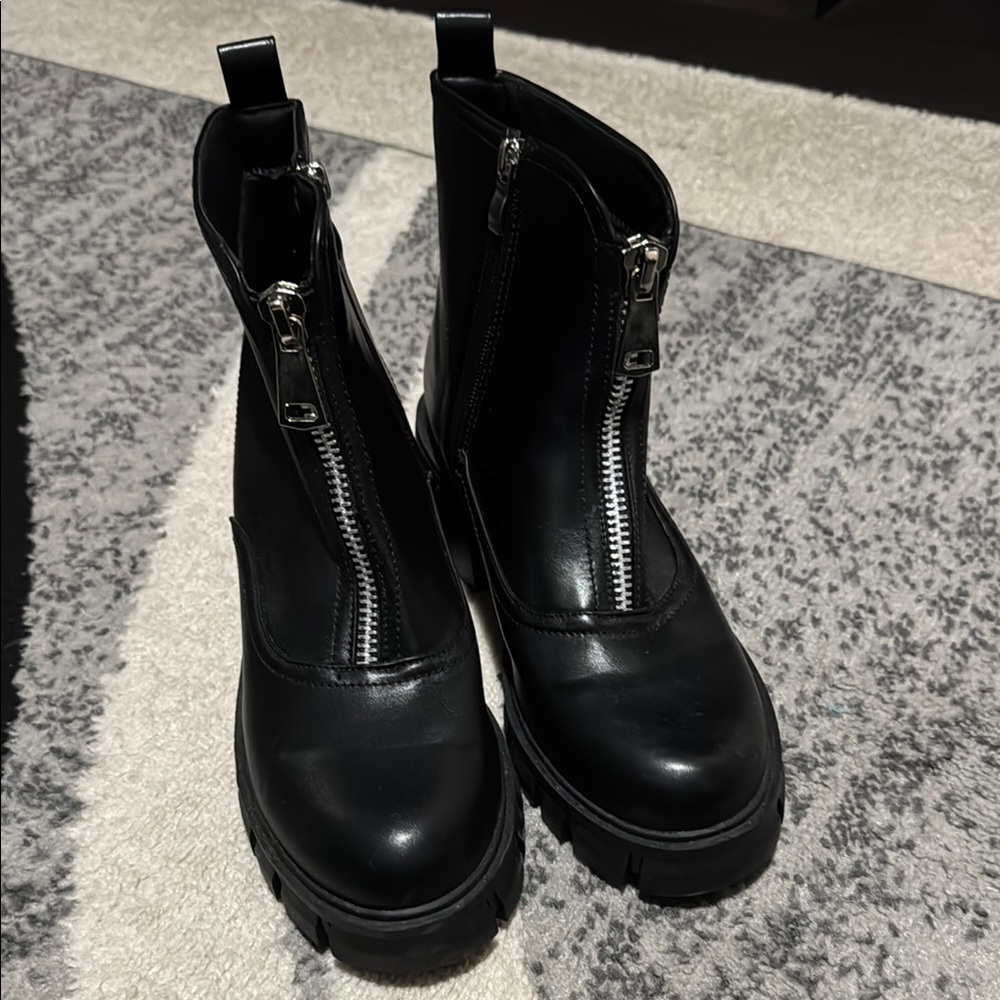 Black Combat Moto Boots with Front Zipper